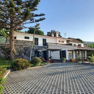 Dr. Cabral Barreto Holiday home Ponta do Sol (Madeira)