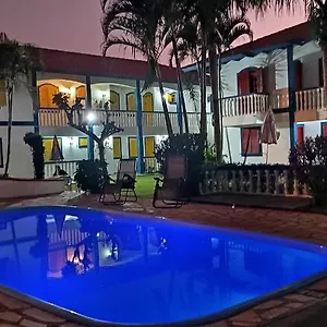 Colonial 150m Da , Bombinhas Brasil